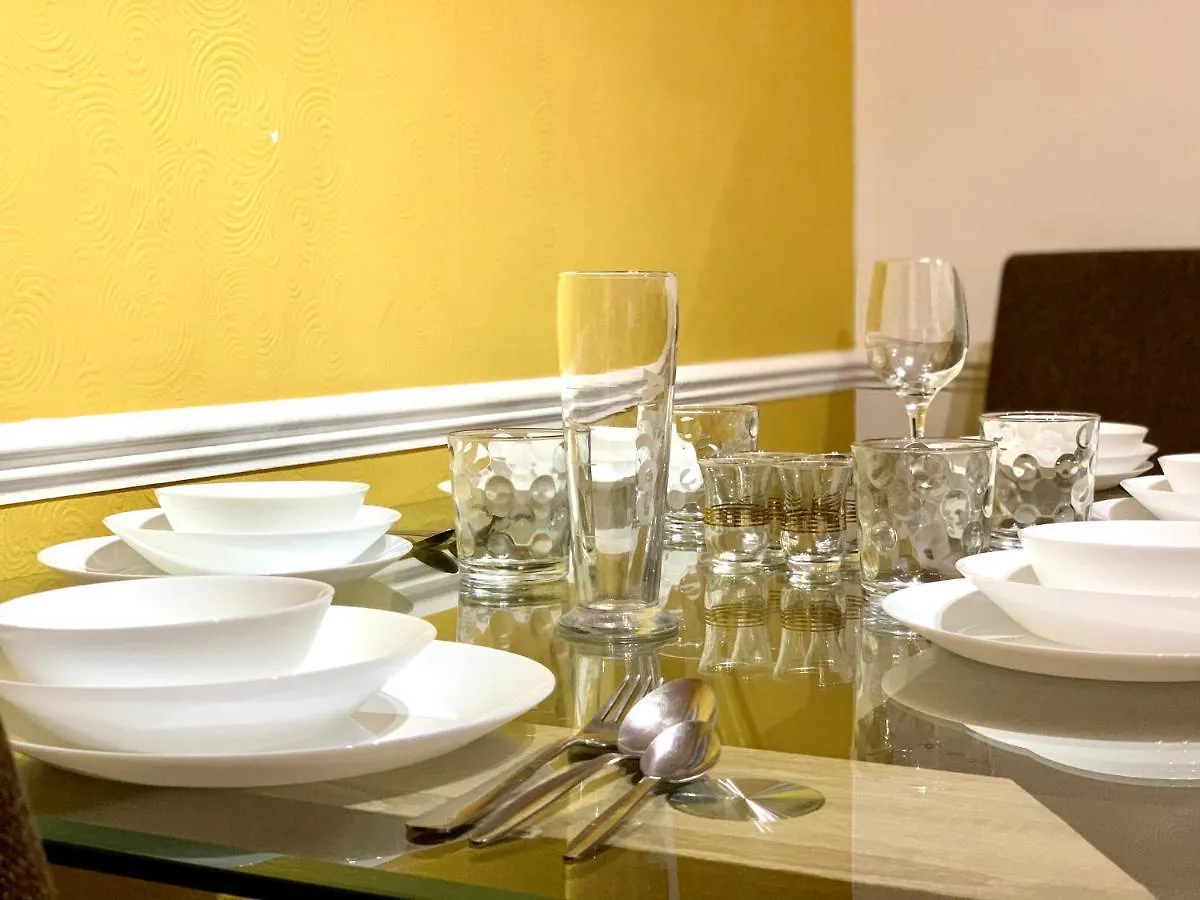 London Excel 2 Bedrooms, Reception, Spacious Apartment